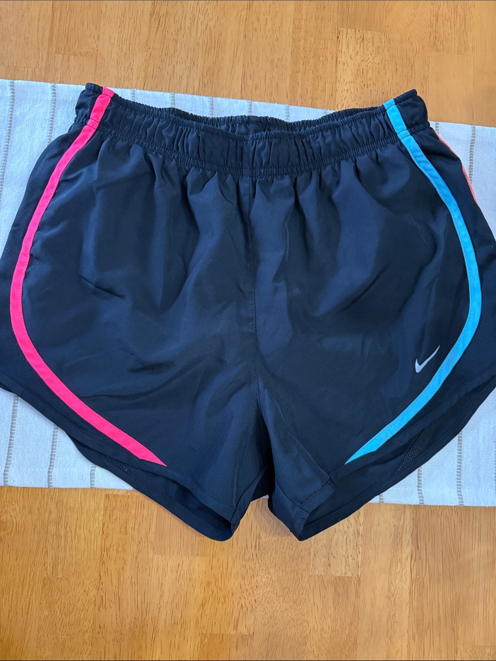 Nike Pink Women's Athletic Running Shorts S